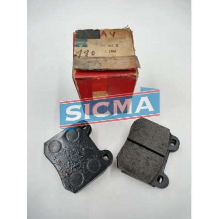 Jeu de plaquettes de freins AV - sicma-pieces-auto.com 