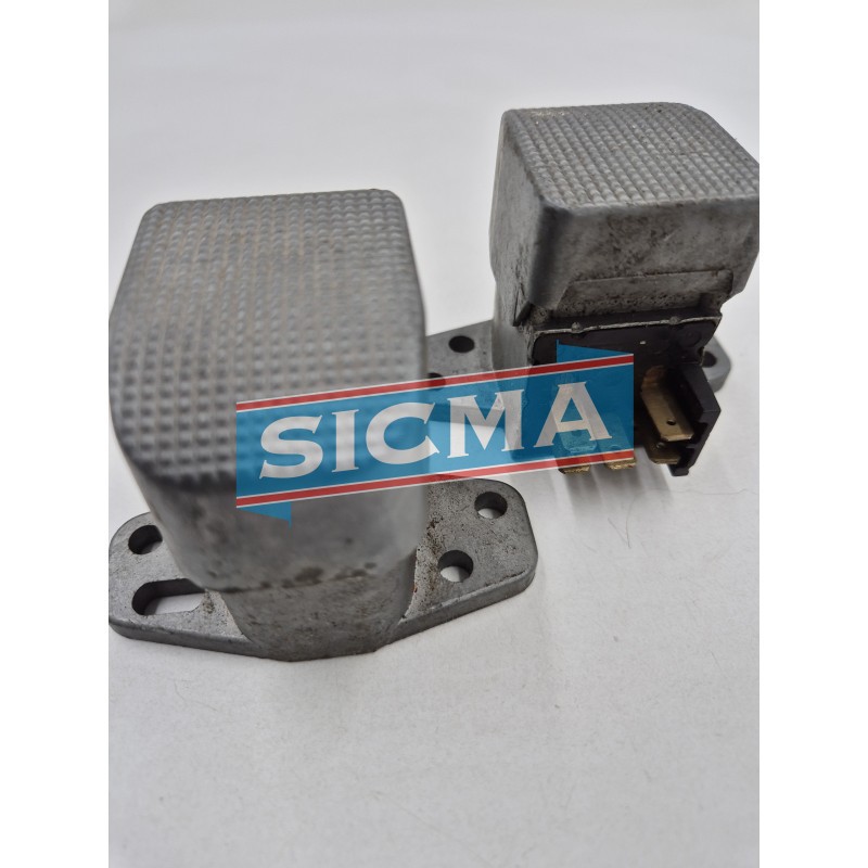 Contacteur lave glace, "KIRSTEN" - sicma-pieces-auto.com 